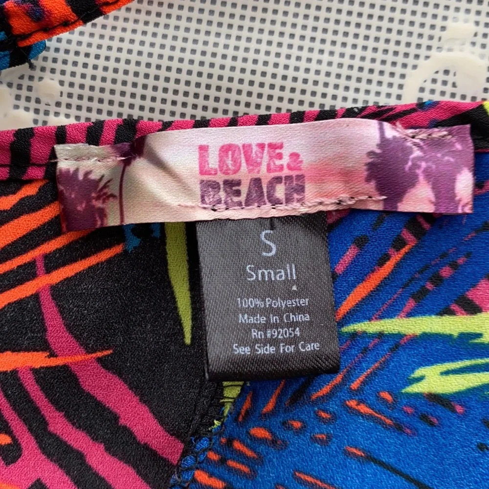 💜💜 Love & Beach CoverUp Size Small